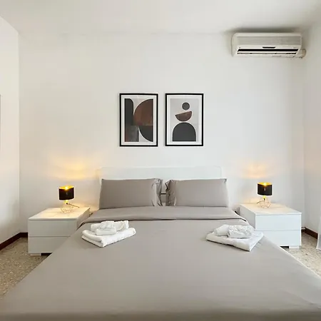 Casa Relax Con Parcheggio E Metro Apartment